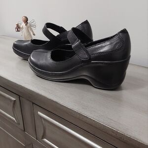 Sonoma  Mary-Jane shoes.  Size 8.5